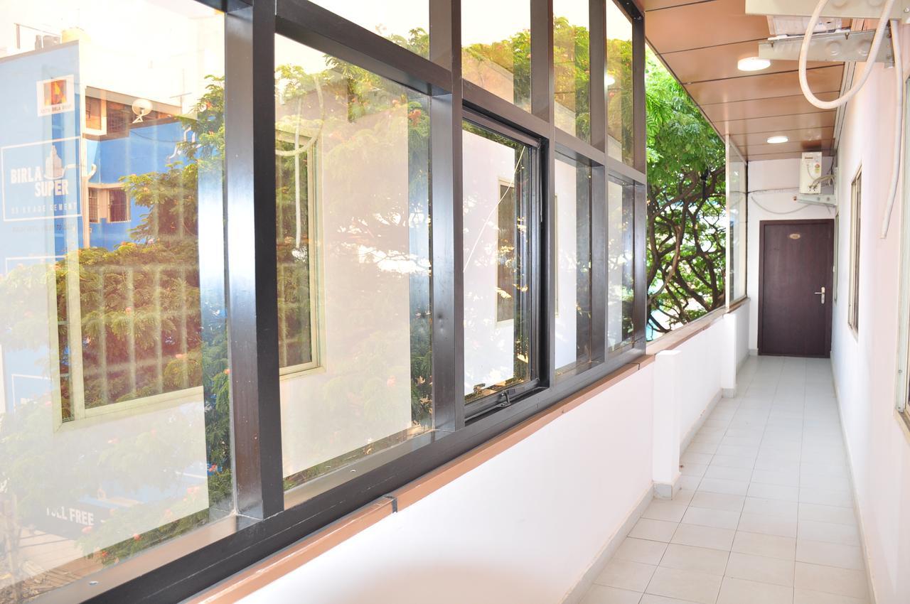 I Park Residency Hotel Bangalore Bagian luar foto