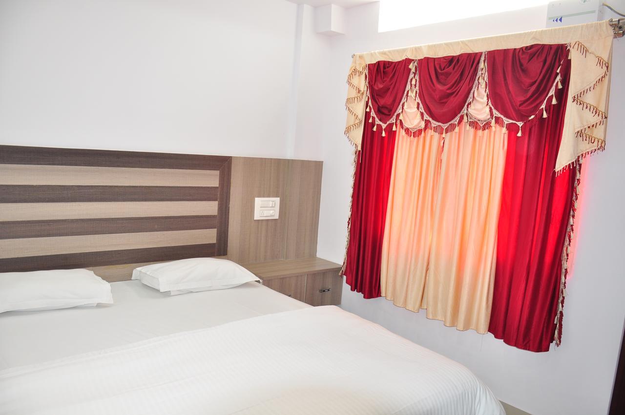 I Park Residency Hotel Bangalore Bagian luar foto